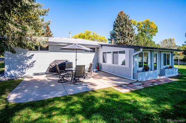 8690 W Jefferson Avenue, Lakewood, CO 80235