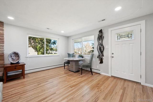 8690 W Jefferson Avenue, Lakewood, CO 80235