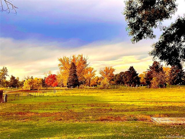 8690 W Jefferson Avenue, Lakewood, CO 80235
