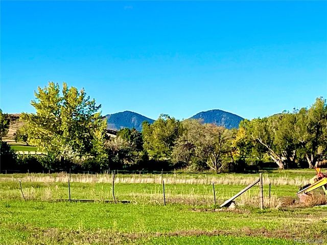 8690 W Jefferson Avenue, Lakewood, CO 80235