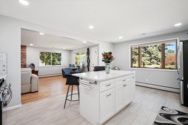 8690 W Jefferson Avenue, Lakewood, CO 80235