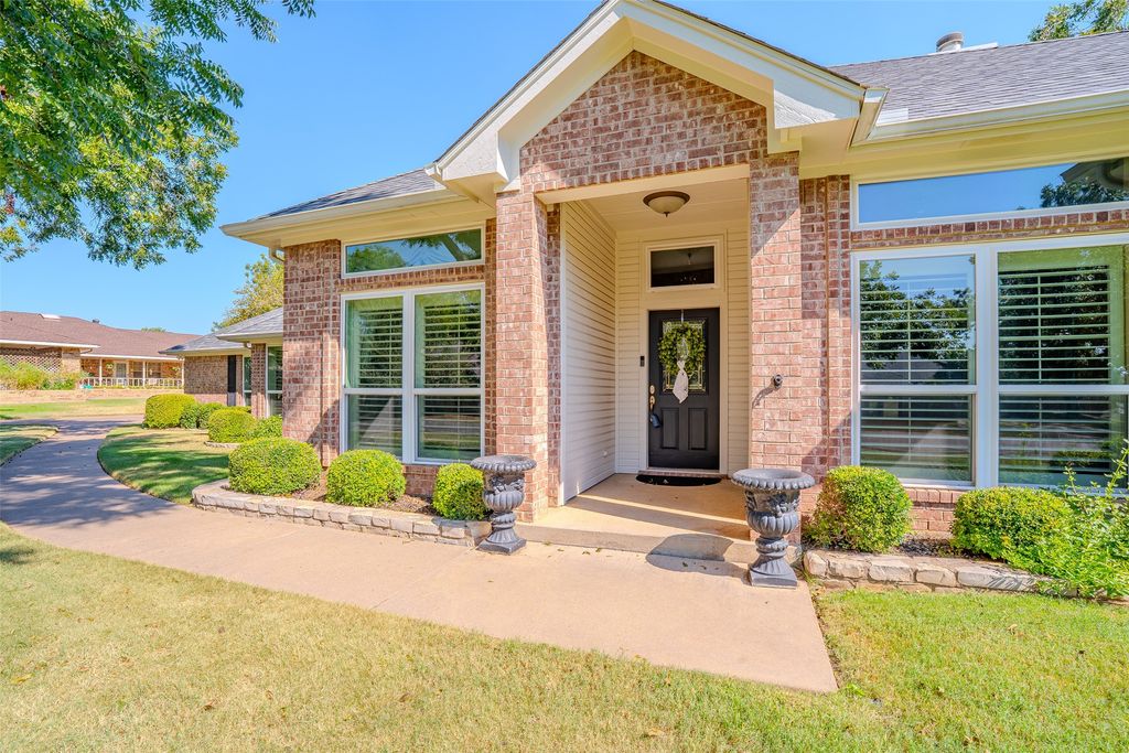 8931 Brierfield Road, Granbury, TX 76049 — photo 4