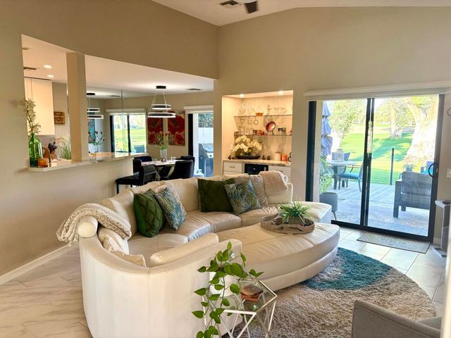 33 Mission Court, Rancho Mirage, CA 92270