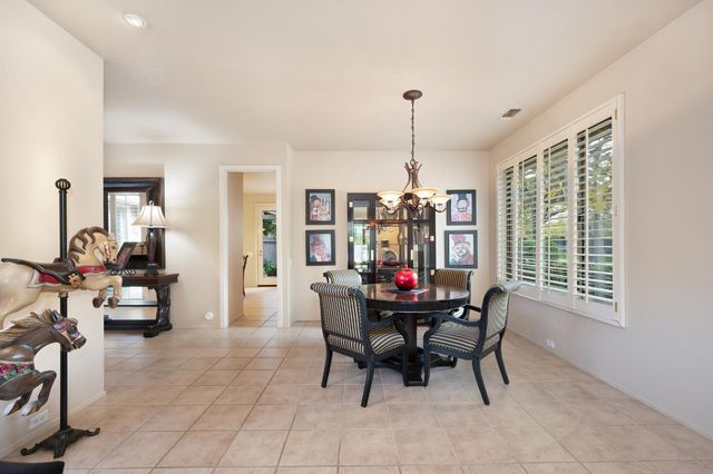 11267 Crocker Grove Ln, Gold River, CA 95670