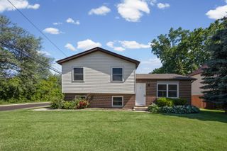 2948 Argonne Drive, North Chicago, IL 60064