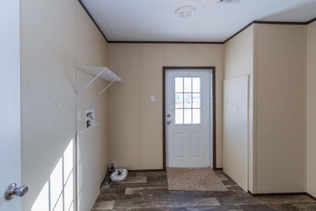 108 N Canadian Street, Wheeler, TX 79096