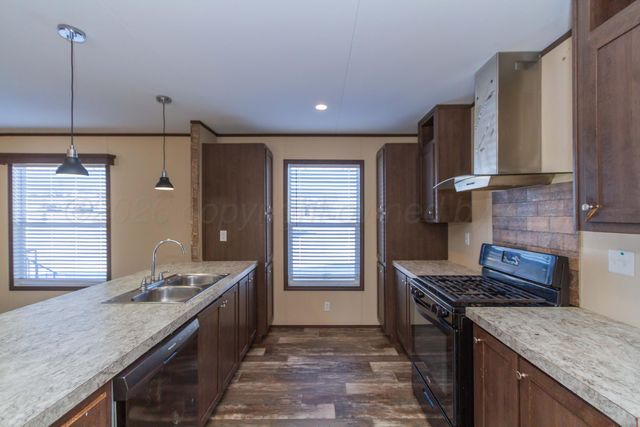 108 N Canadian Street, Wheeler, TX 79096