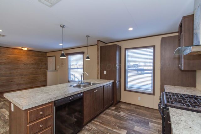 108 N Canadian Street, Wheeler, TX 79096