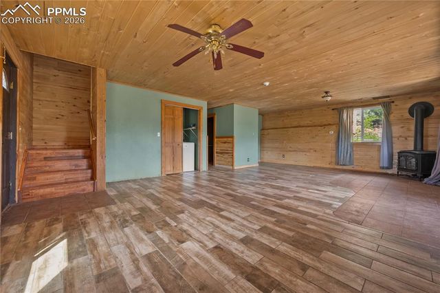 927 Stonehenge Drive, Florissant, CO 80816