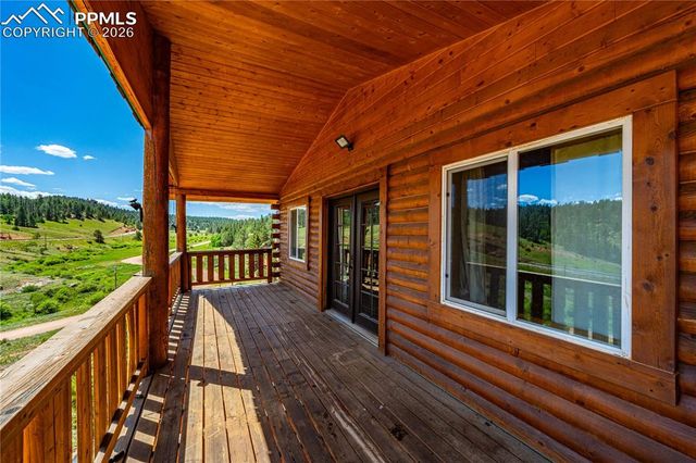 927 Stonehenge Drive, Florissant, CO 80816