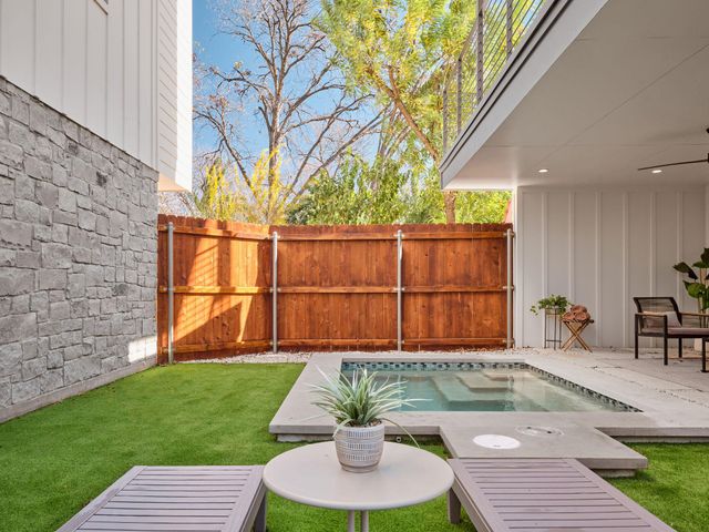 3208 Govalle Ave 2, Austin, TX 78702