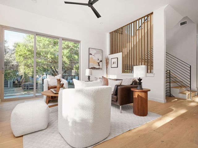 3208 Govalle Ave 2, Austin, TX 78702