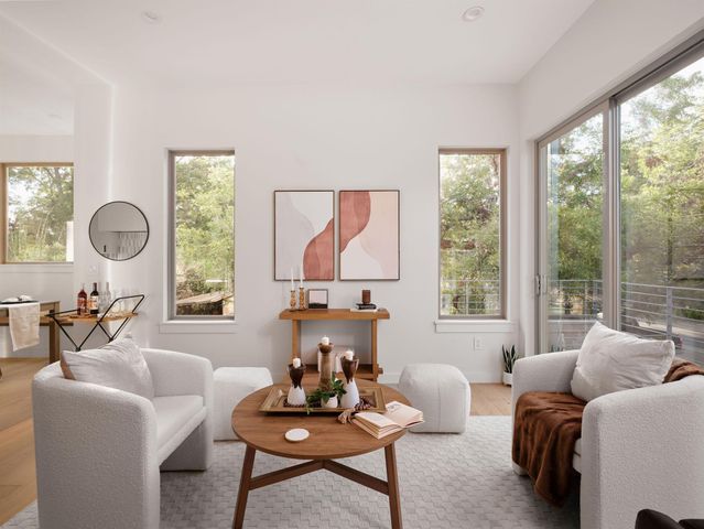 3208 Govalle Ave 2, Austin, TX 78702