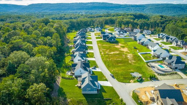 264 Goose Creek Circle, Soddy Daisy, TN 37379