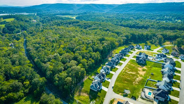 264 Goose Creek Circle, Soddy Daisy, TN 37379