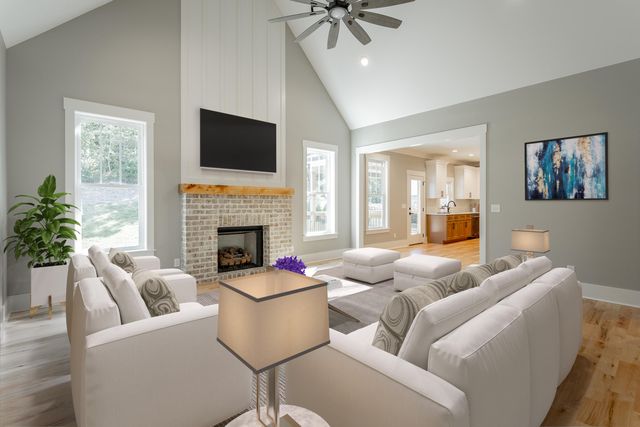 264 Goose Creek Circle, Soddy Daisy, TN 37379