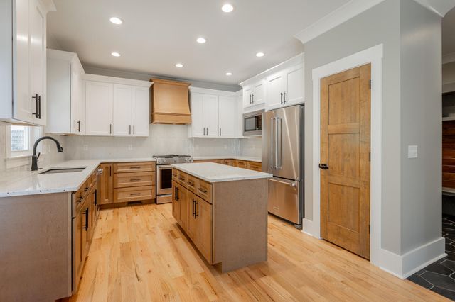 264 Goose Creek Circle, Soddy Daisy, TN 37379