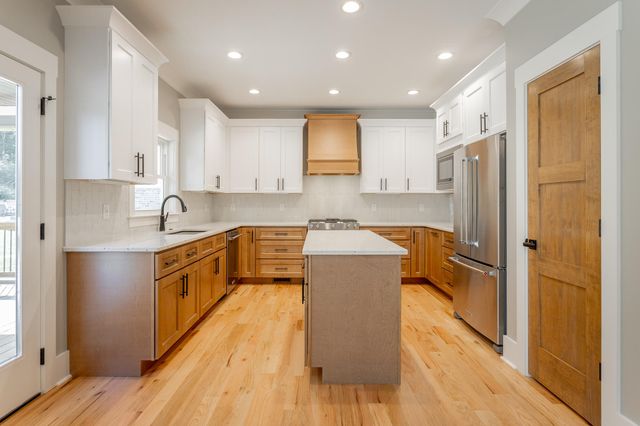 264 Goose Creek Circle, Soddy Daisy, TN 37379