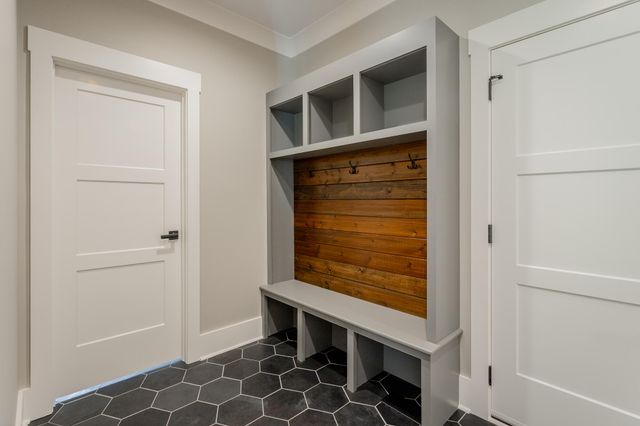 264 Goose Creek Circle, Soddy Daisy, TN 37379