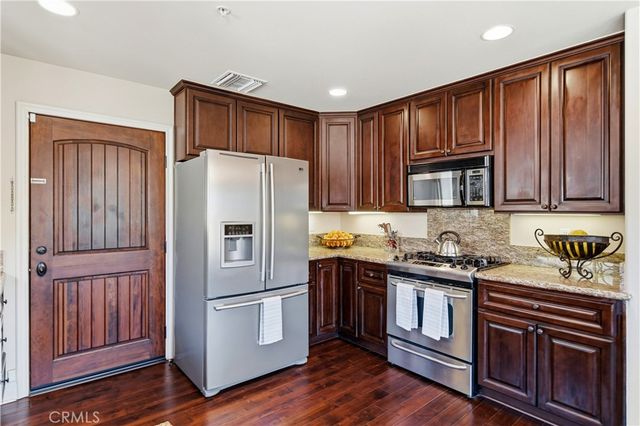 2454 Oswego 301, Pasadena, CA 91107
