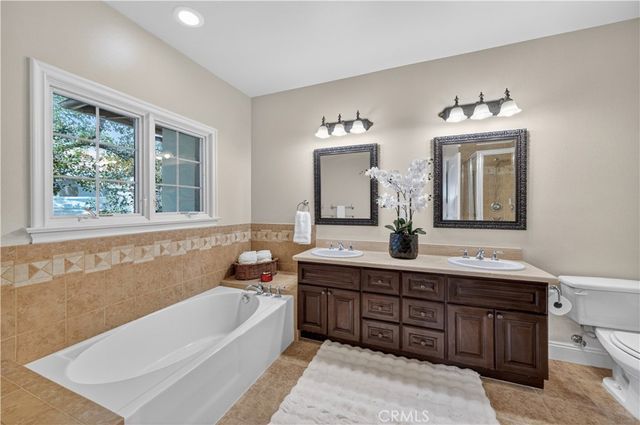 2454 Oswego 301, Pasadena, CA 91107