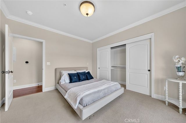 2454 Oswego 301, Pasadena, CA 91107