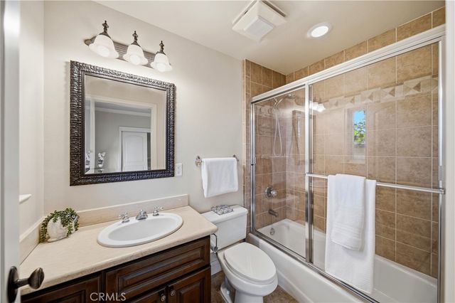 2454 Oswego 301, Pasadena, CA 91107