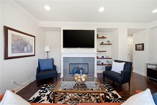 2454 Oswego 301, Pasadena, CA 91107