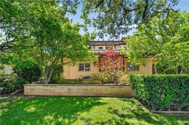 2454 Oswego 301, Pasadena, CA 91107
