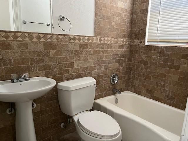 1923 Mcduffie 4, Houston, TX 77019