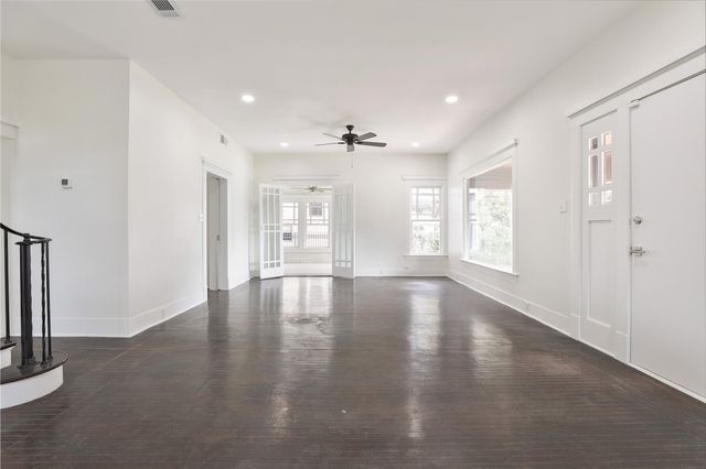 816 Hawthorne Street, Houston, TX 77006