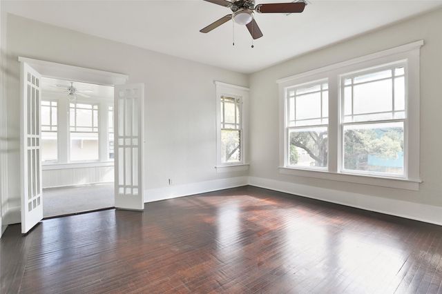 816 Hawthorne Street, Houston, TX 77006