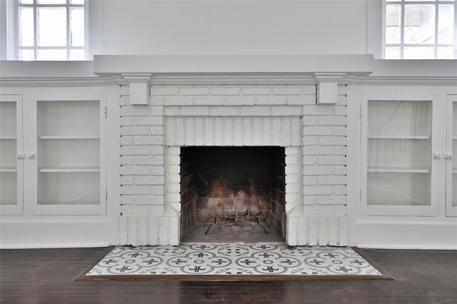 816 Hawthorne Street, Houston, TX 77006