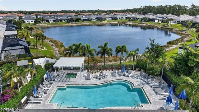 14628 Kingfisher LOOP, Naples, FL 34120