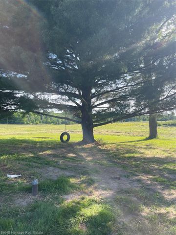 5435 Byron Road, Howell Township, MI 48855