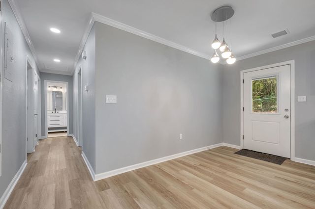 2533 Willamette Road, Tallahassee, FL 32303