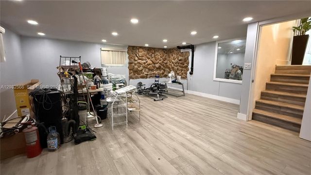 1245 NE 203rd Street, Miami, FL 33179