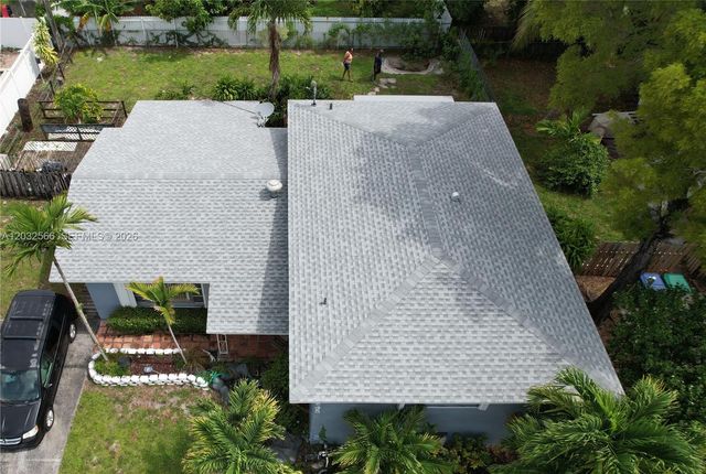 1245 NE 203rd Street, Miami, FL 33179