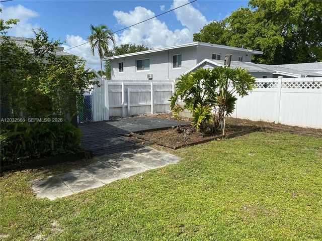 1245 NE 203rd Street, Miami, FL 33179