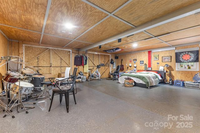 2752 Peachtree Road, Statesville, NC 28625