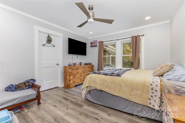 2752 Peachtree Road, Statesville, NC 28625