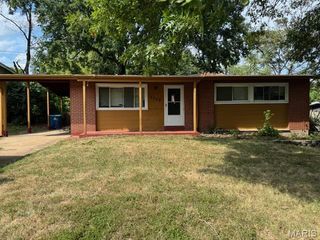 1729 Keelen Drive, St Louis, MO 63136
