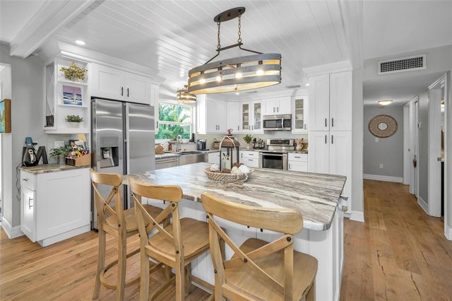 110 CARLYLE CIRCLE, Palm Harbor, FL 34683