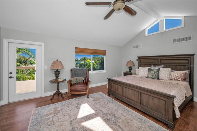 110 CARLYLE CIRCLE, Palm Harbor, FL 34683