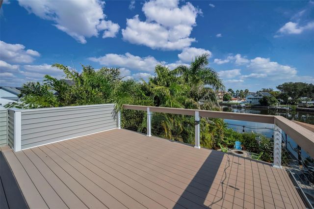 110 CARLYLE CIRCLE, Palm Harbor, FL 34683