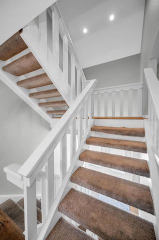 110 CARLYLE CIRCLE, Palm Harbor, FL 34683