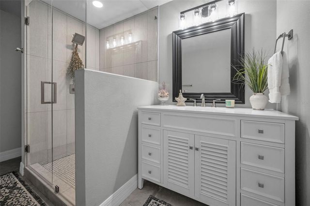 110 CARLYLE CIRCLE, Palm Harbor, FL 34683