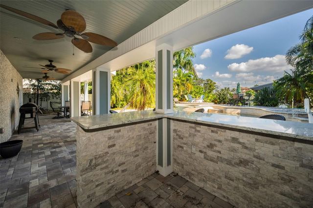 110 CARLYLE CIRCLE, Palm Harbor, FL 34683