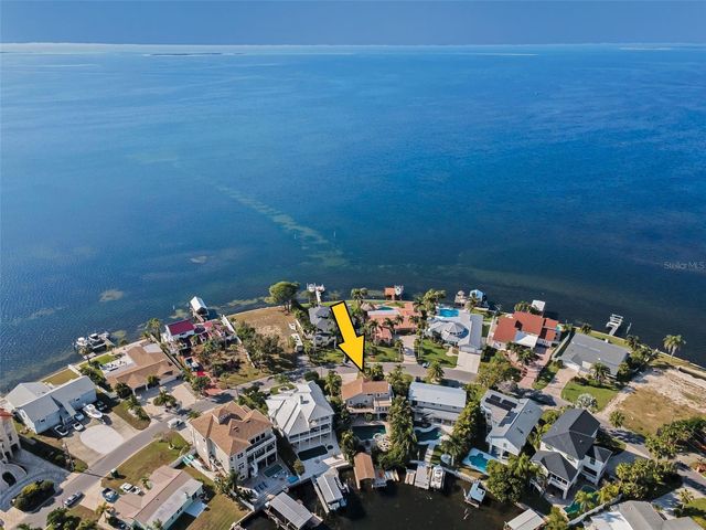 110 CARLYLE CIRCLE, Palm Harbor, FL 34683