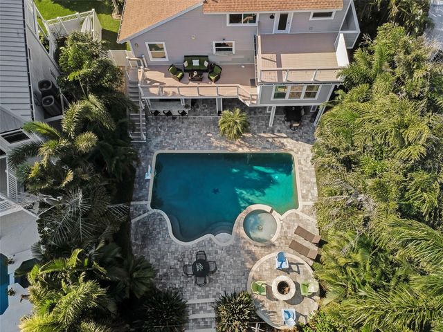 110 CARLYLE CIRCLE, Palm Harbor, FL 34683